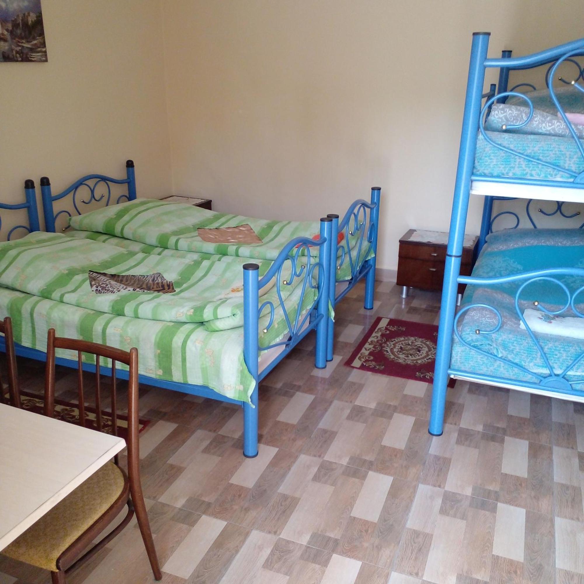 Giorgi'S Homestay 库塔伊西 外观 照片