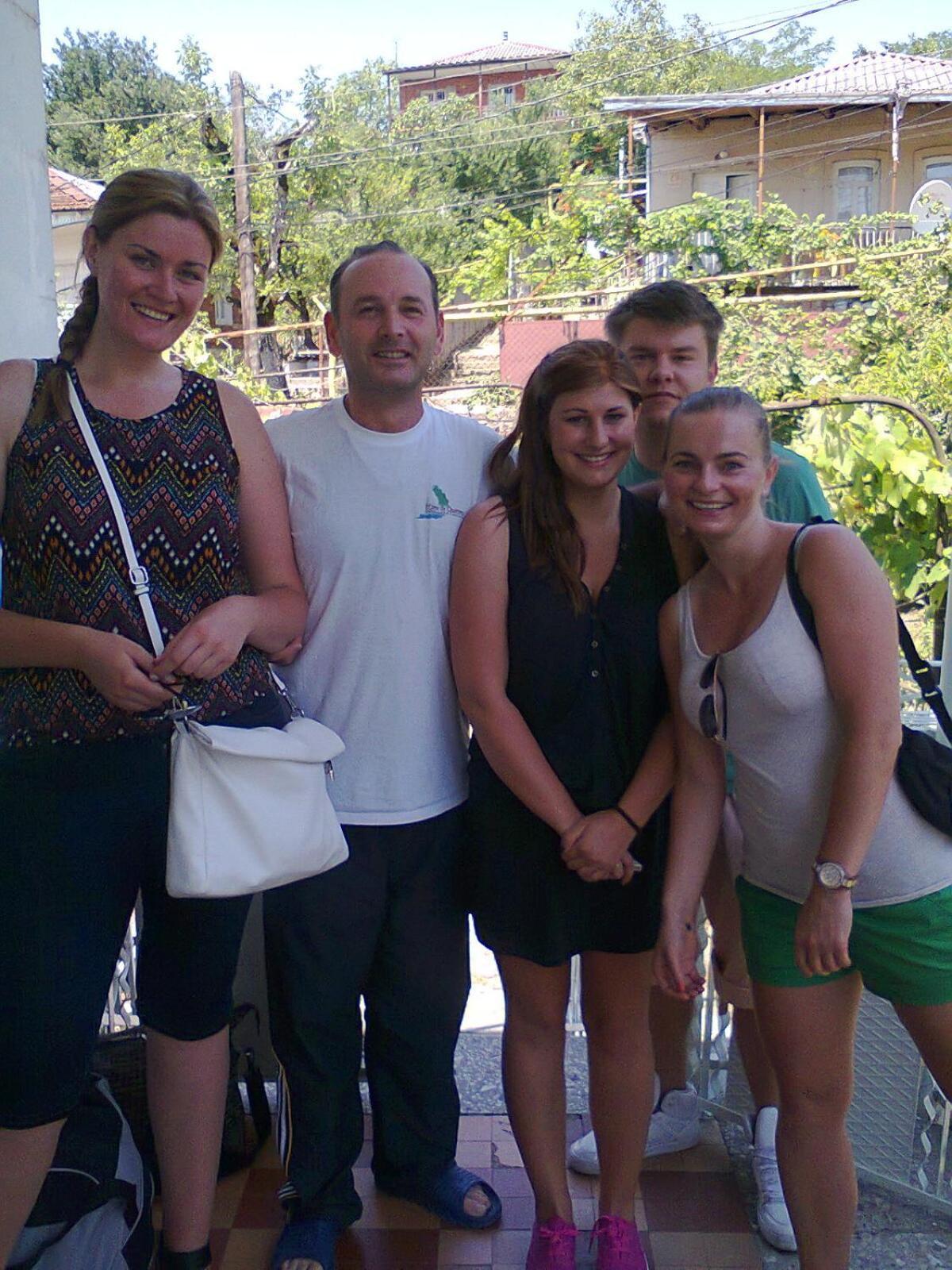 Giorgi'S Homestay 库塔伊西 外观 照片