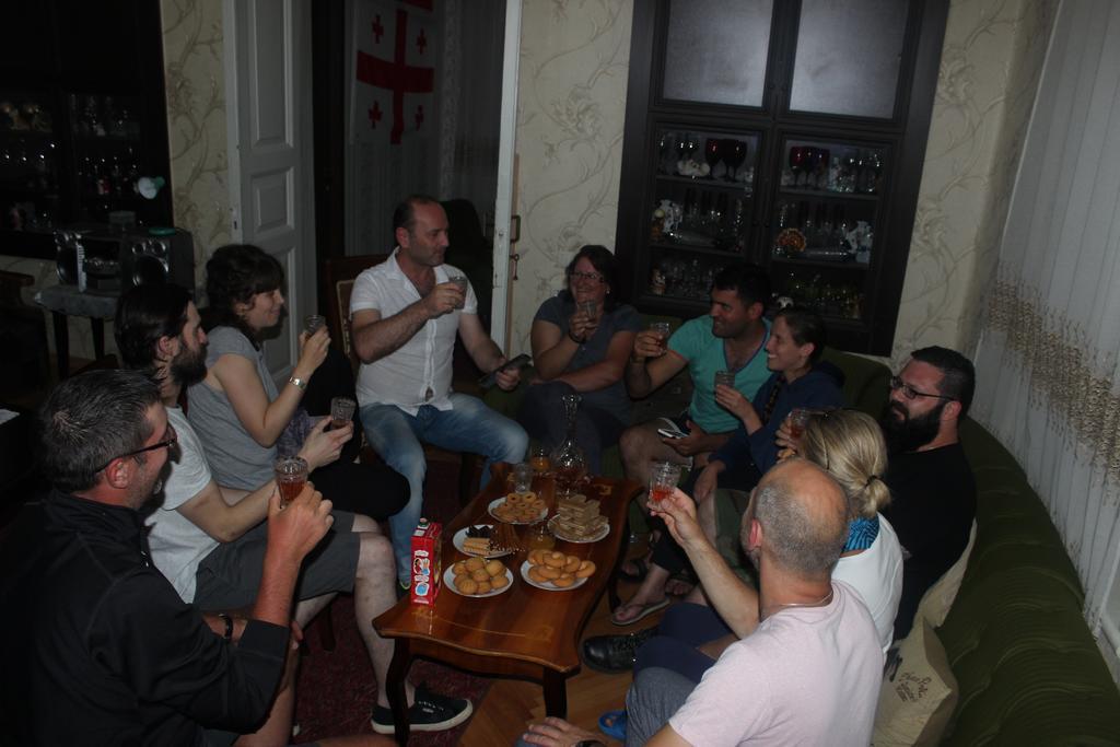 Giorgi'S Homestay 库塔伊西 外观 照片