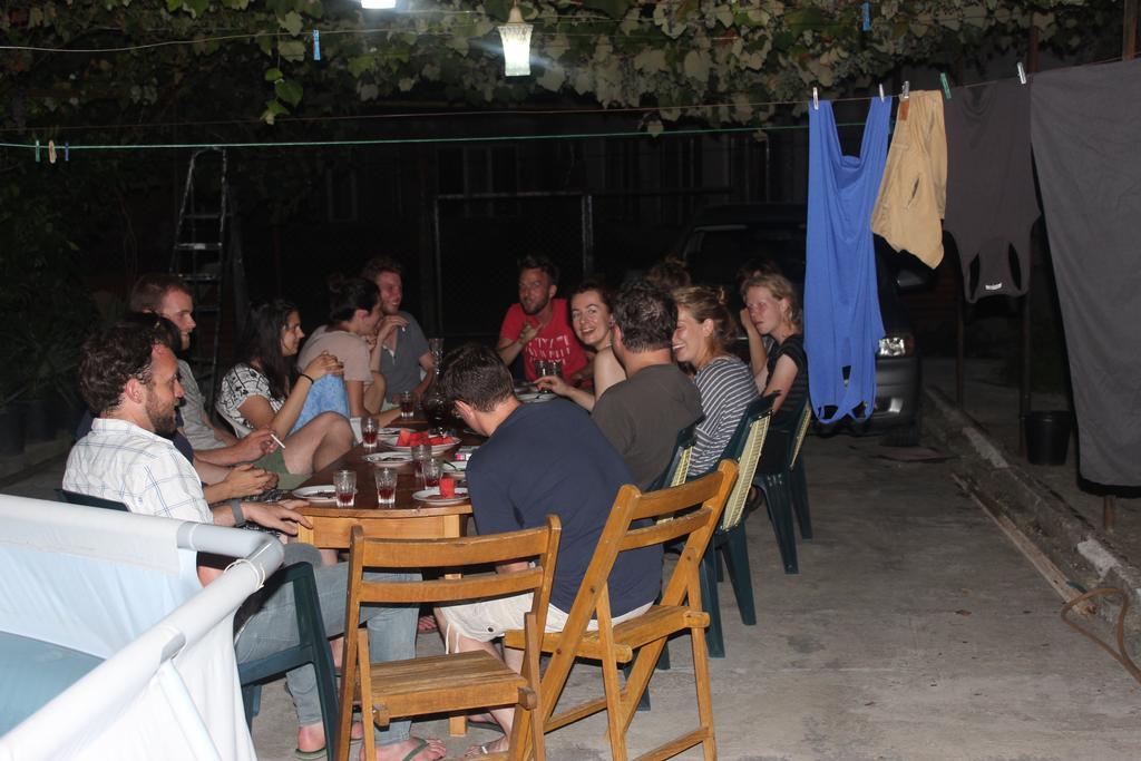 Giorgi'S Homestay 库塔伊西 外观 照片