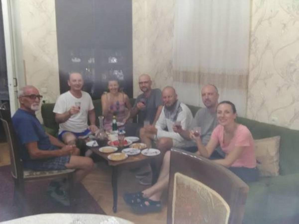 Giorgi'S Homestay 库塔伊西 外观 照片