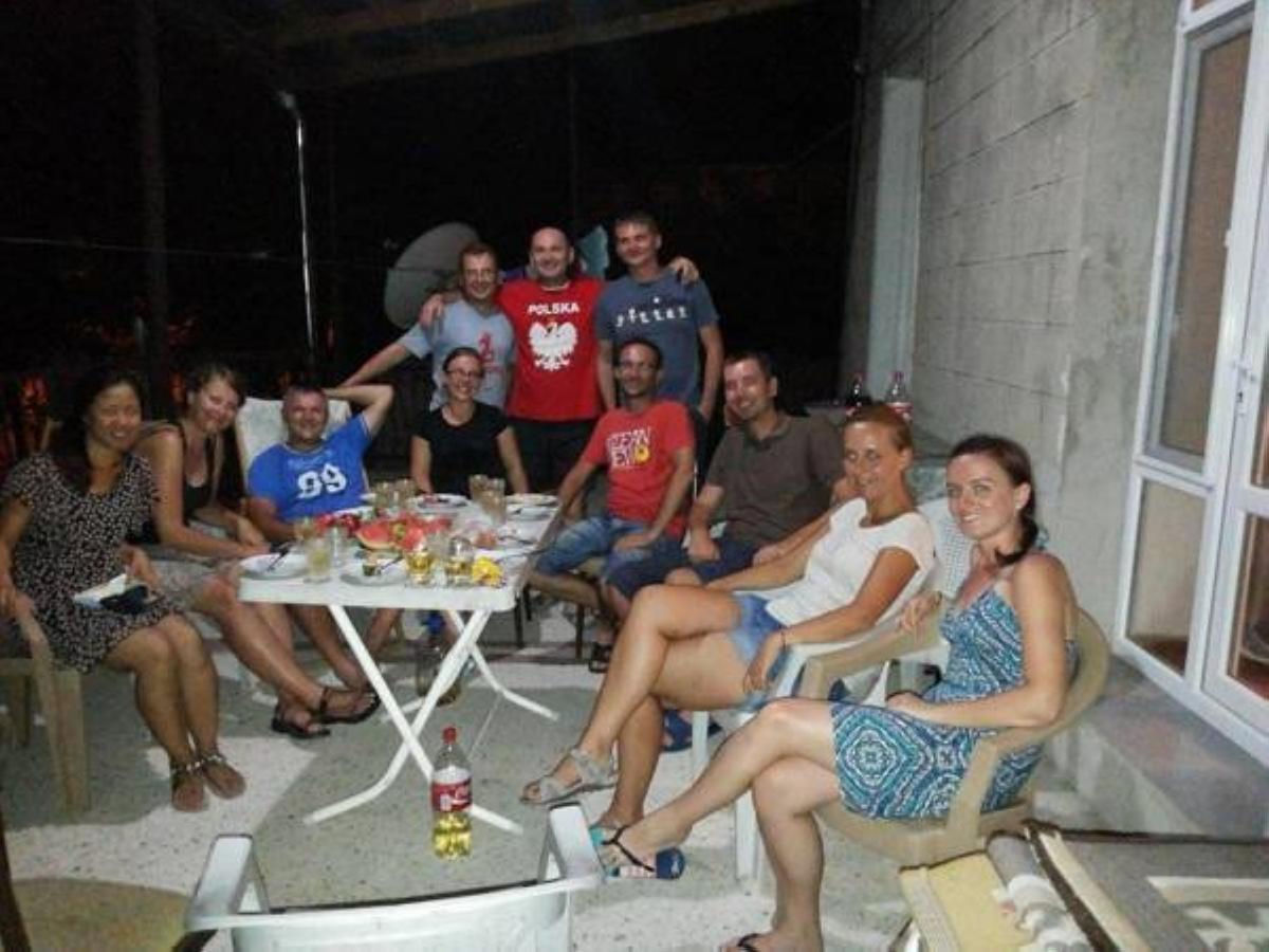 Giorgi'S Homestay 库塔伊西 外观 照片